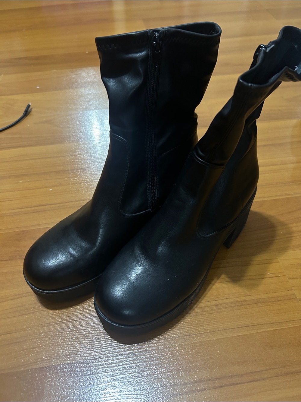 Call it spring Black Women's Mid-Calf Zip Platform Boots - Brand Unspecified